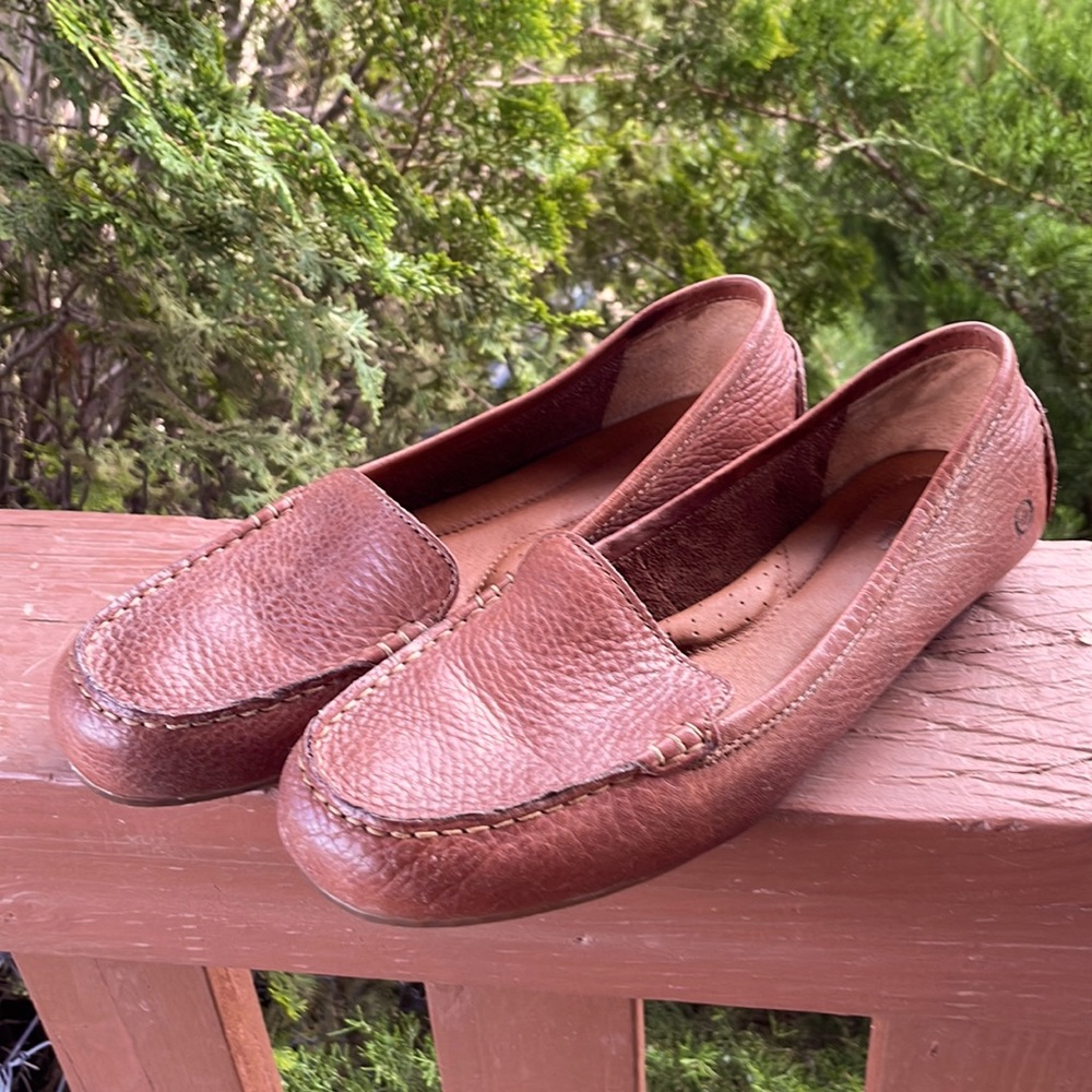 Born Leather Loafers Women’s Size 10. Worn Twice.